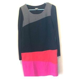 Colorblock DKNU Dress